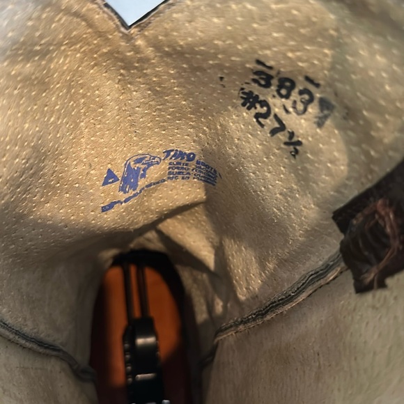 Men's Cowboy Boots - Picture 4 of 6